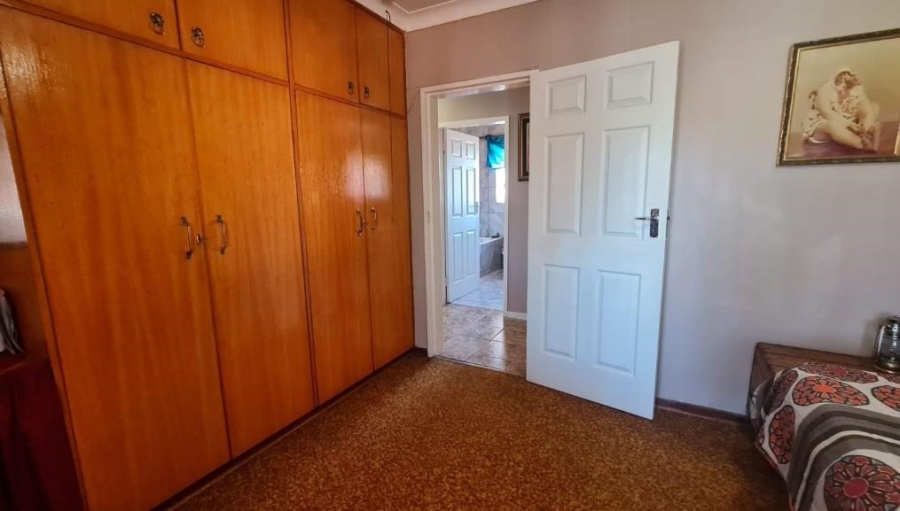3 Bedroom Property for Sale in Uitsig Free State
